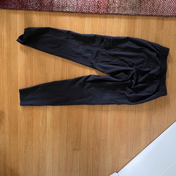 ATHLETA CHELSEA CARGO JOGGER PANTS BLACK - Picture 4 of 5